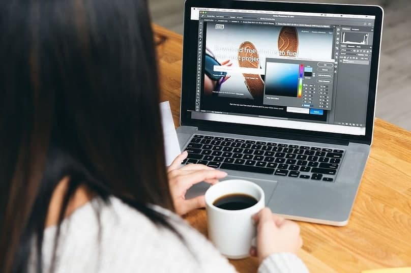 El diseño integral se encarga de hacer Diseño Gráfico