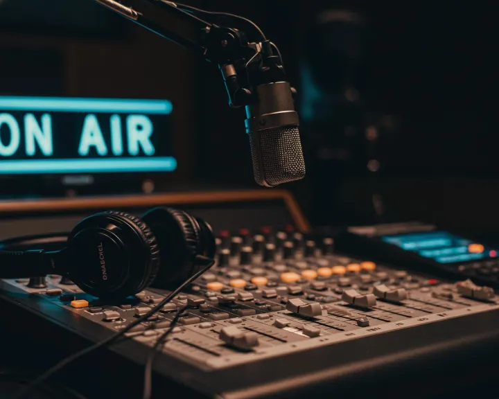 Creación de cuñas publicitarias profesionales en radio en Bizkaia España