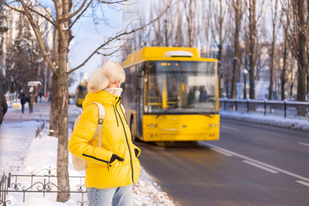 La publicidad en autobuses es más que un espacio para colocar anuncios. Es una herramienta que entiende la dinámica de la ciudad y conecta emocionalmente con su público.